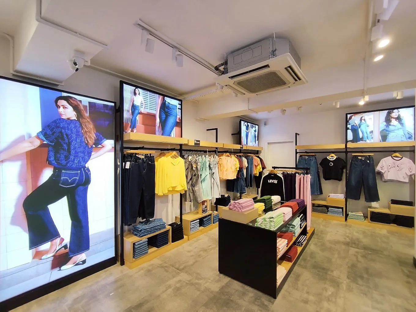 Levi's Exclusive Store